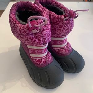 Sorel size 9 toddler boots